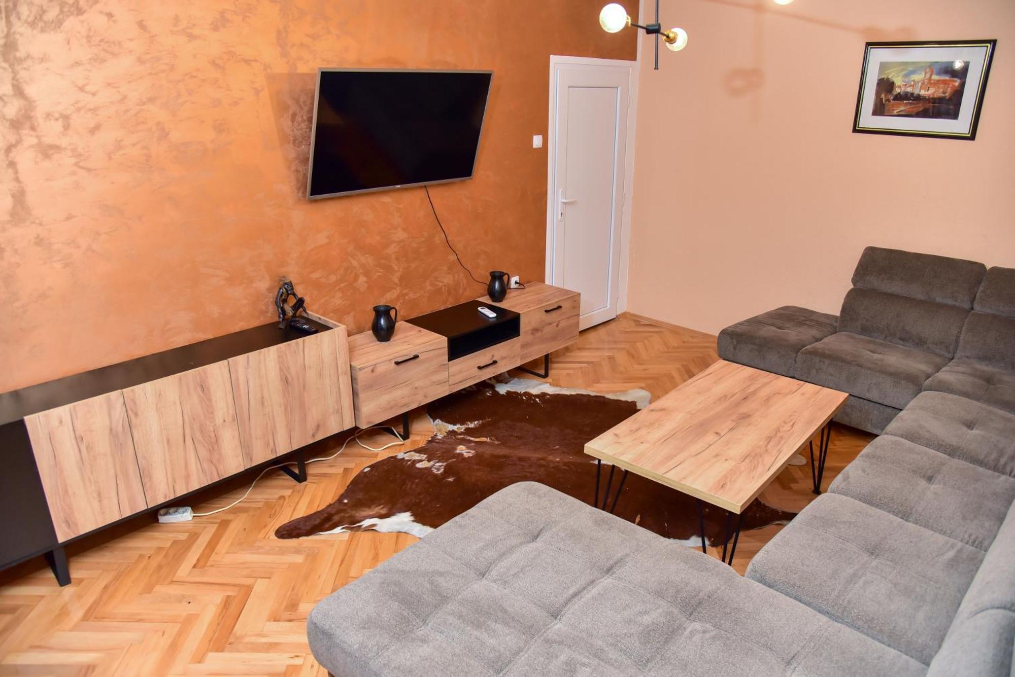 Goldi Apartman Banja Luka Exterior foto